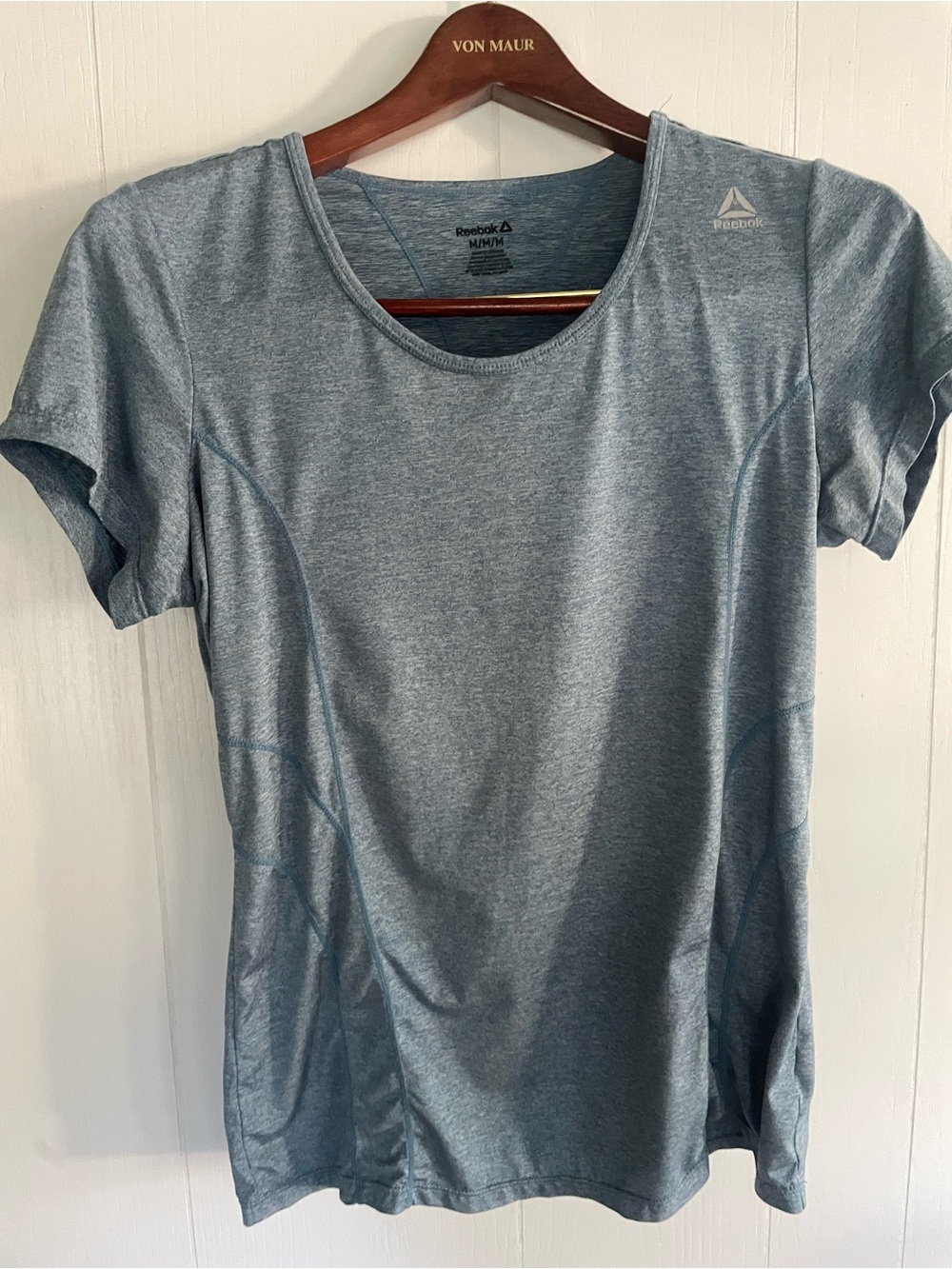 Reebok Light Heather Blue Women's Short Sleeve Performance Tee Size-M